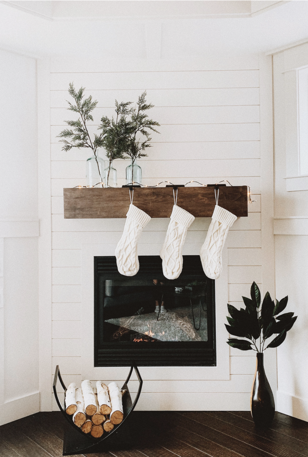 Thirty clutter-free stocking stuffers